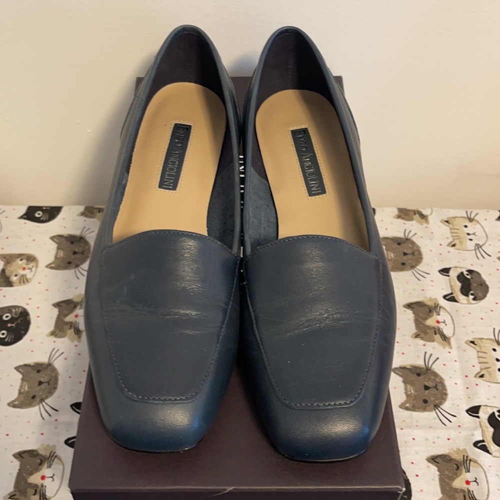 Enzo Angiolini Flat w/ slight heel